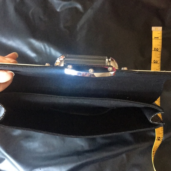 Vintage gucci clutch - Picture 10 of 17